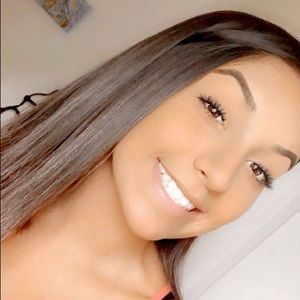 Meet your Posher, Isabel